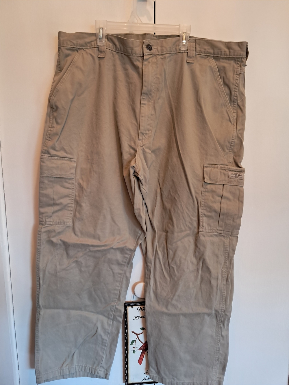 Wrangler Men’s Tan Cargo Pants - Neutral Utility